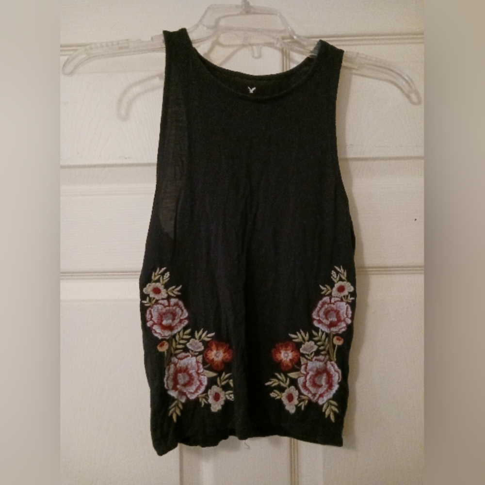 American Eagle Floral Detail Soft & Sexy Tank/Size XS/Black